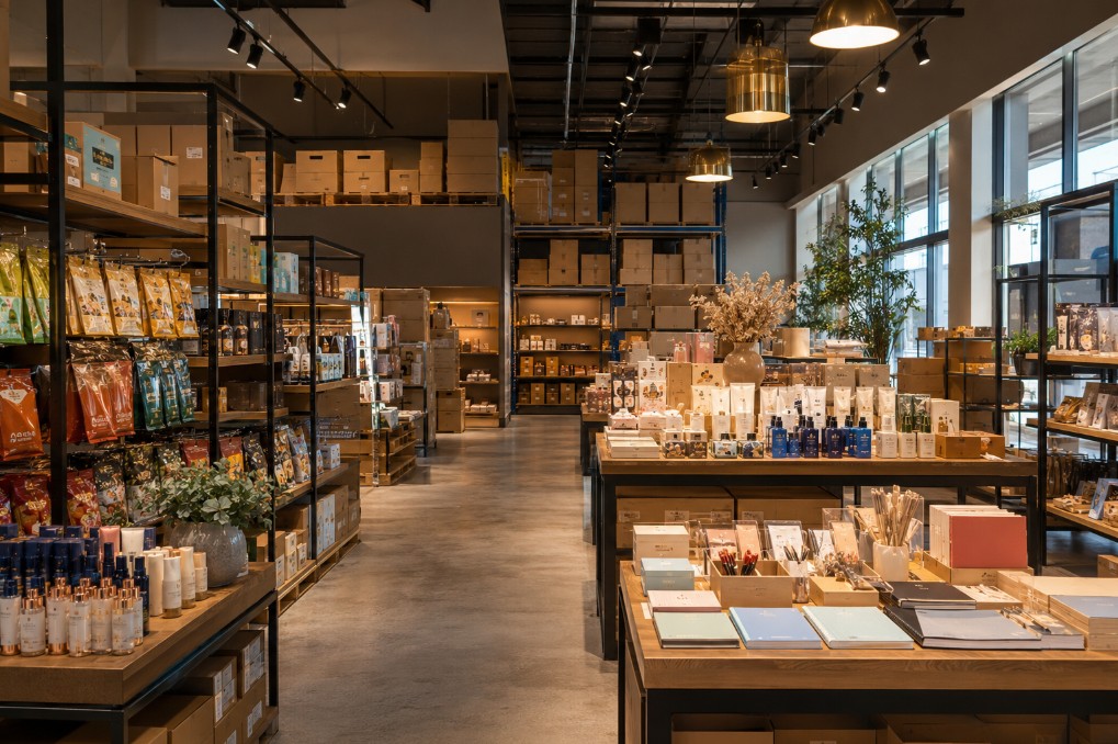 SKADI Korea retail product display